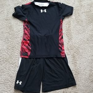 Under armour shorts size small shirt size xs
